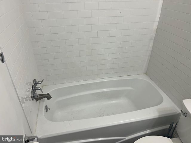 331 PARKLAND PL SE, Washington, DC 20032