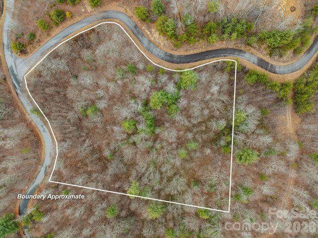 400 Pine Cone Trail 20, Marshall, NC 28753