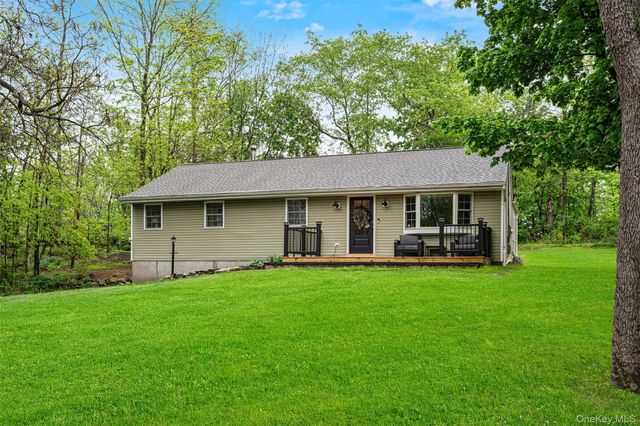 2 Otter Road, Campbell Hall, NY 10916