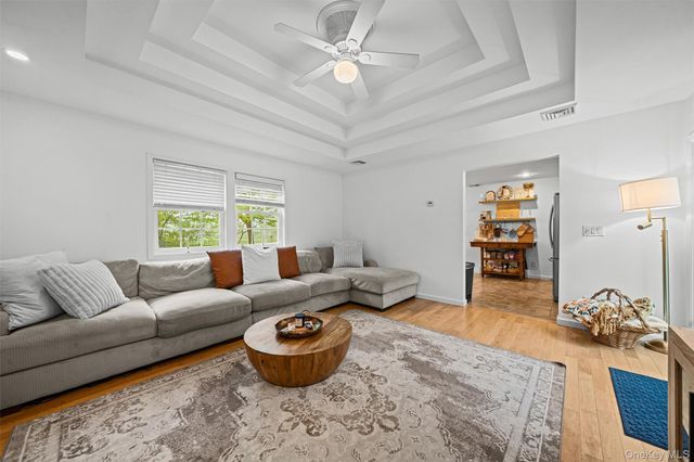 2 Otter Road, Campbell Hall, NY 10916