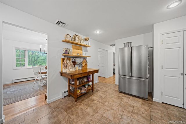 2 Otter Road, Campbell Hall, NY 10916