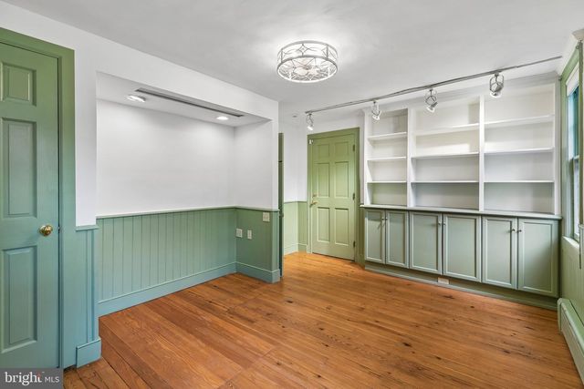 1139 FAIRVIEW RD, Swarthmore, PA 19081