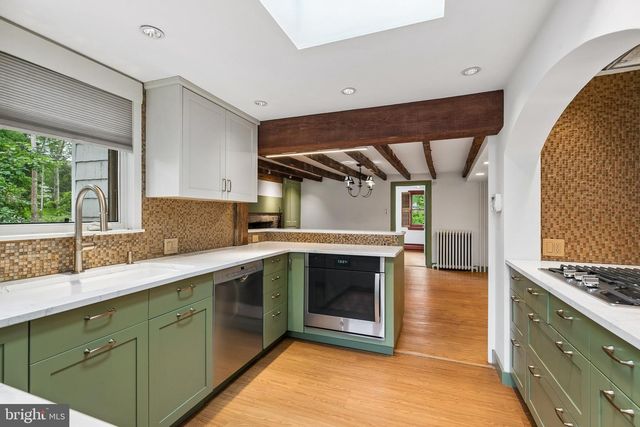 1139 FAIRVIEW RD, Swarthmore, PA 19081