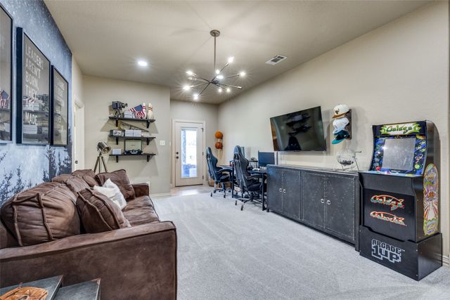 1150 Lone Star Road, Bowie, TX 76230