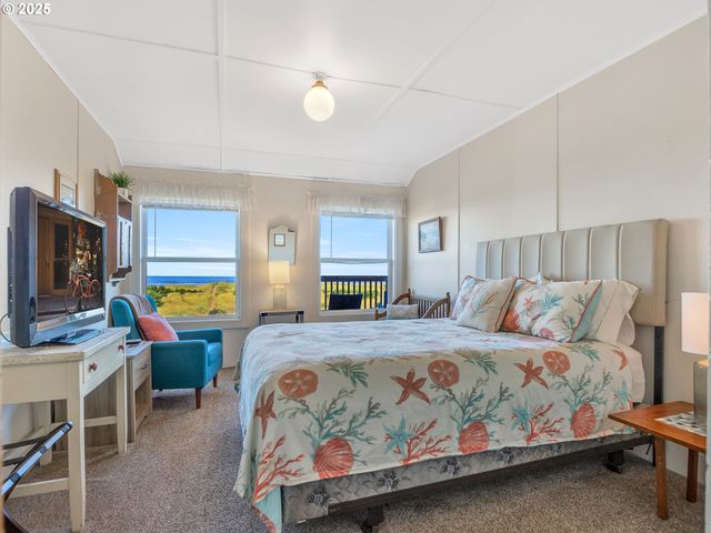 1081 S PROM, Seaside, OR 97138