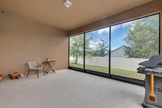 2012 SLOANS OUTLOOK DRIVE, Groveland, FL 34736