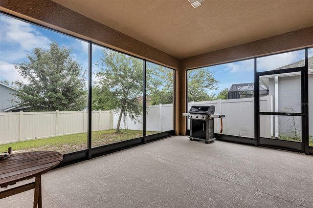 2012 SLOANS OUTLOOK DRIVE, Groveland, FL 34736