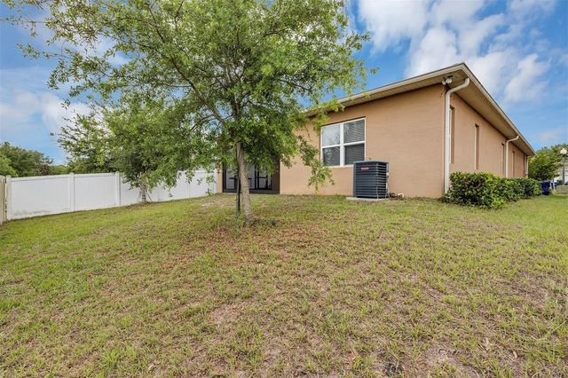 2012 SLOANS OUTLOOK DRIVE, Groveland, FL 34736