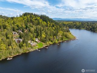 17722 E Lake Desire Drive SE, Renton, WA 98058