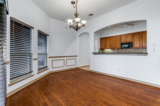 7586 saint Stephens Square, Frisco, TX 75035