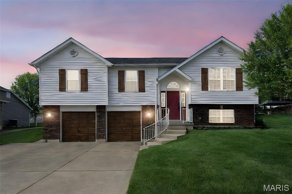 1627 Trinity Circle, Arnold, MO 63010