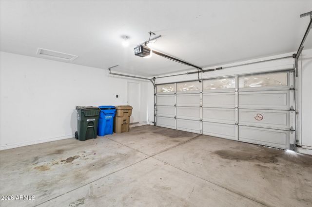 2053 W COLUMBINE Drive, Phoenix, AZ 85029