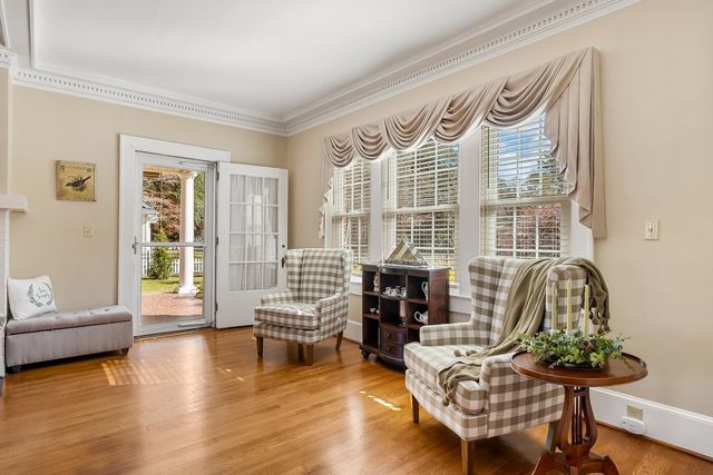 308 W Walnut Street, Clinton, SC 29325