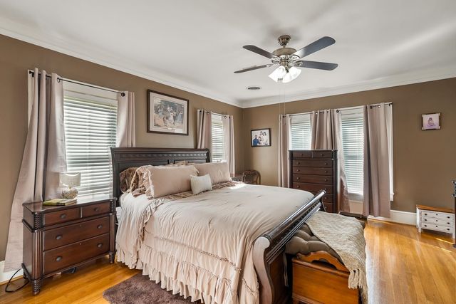 308 W Walnut Street, Clinton, SC 29325