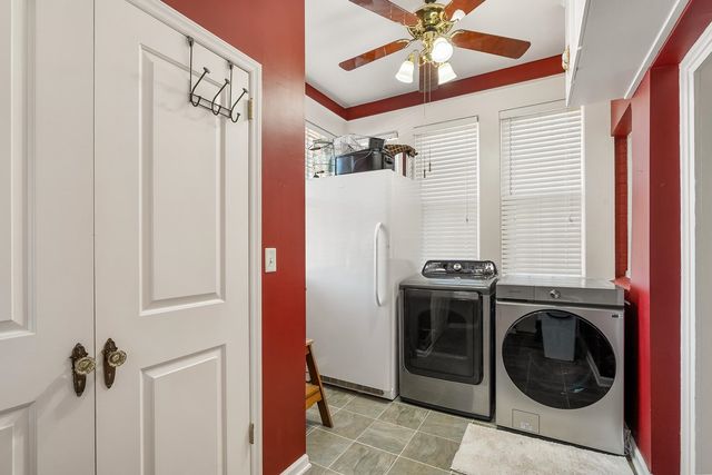 308 W Walnut Street, Clinton, SC 29325