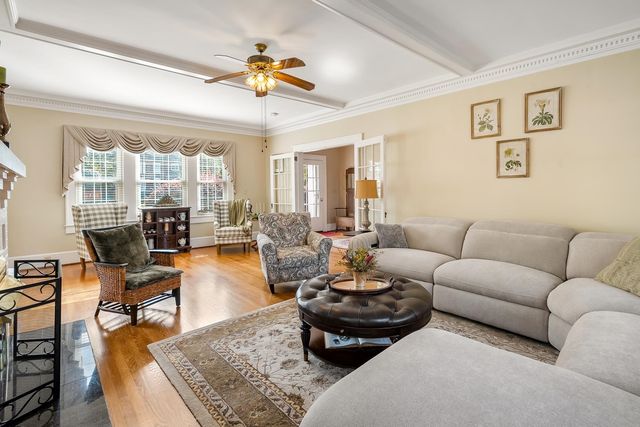 308 W Walnut Street, Clinton, SC 29325