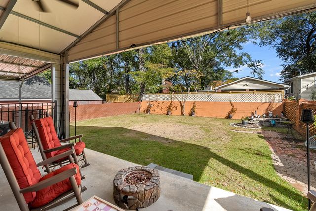 308 W Walnut Street, Clinton, SC 29325