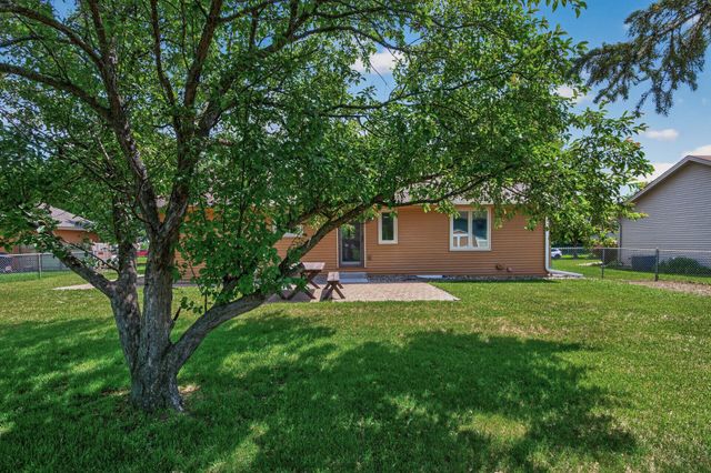 3951 120th Lane NW, Coon Rapids, MN 55433