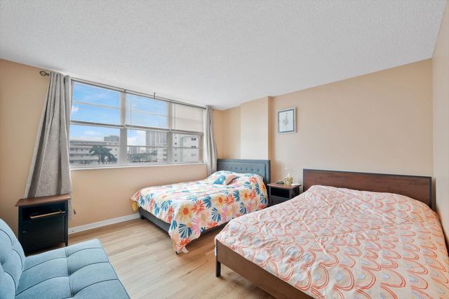 3161 S Ocean Drive 409, Hallandale Beach, FL 33009