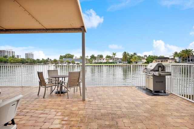 3161 S Ocean Drive 409, Hallandale Beach, FL 33009