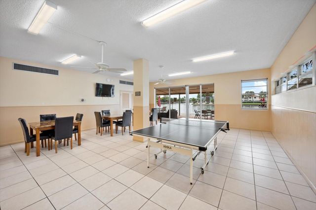 3161 S Ocean Drive 409, Hallandale Beach, FL 33009