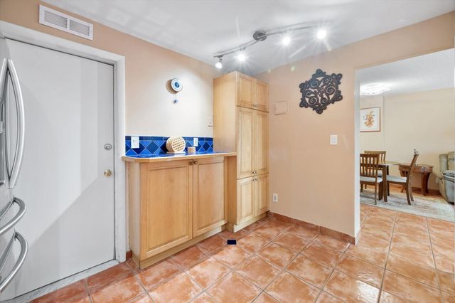 3161 S Ocean Drive 409, Hallandale Beach, FL 33009