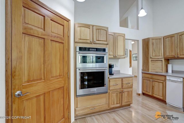 12102 E Fence Line Drive, Palmer, AK 99645