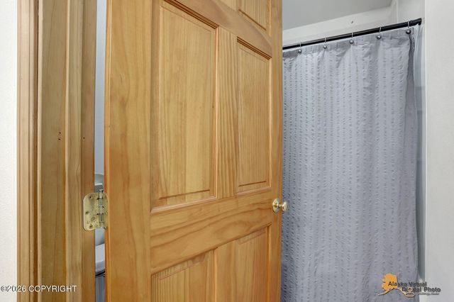 12102 E Fence Line Drive, Palmer, AK 99645