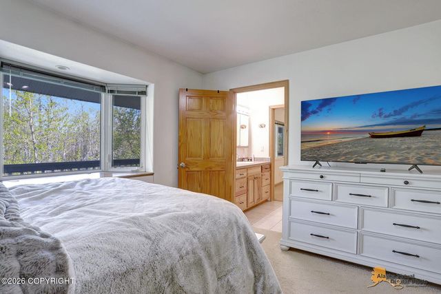 12102 E Fence Line Drive, Palmer, AK 99645