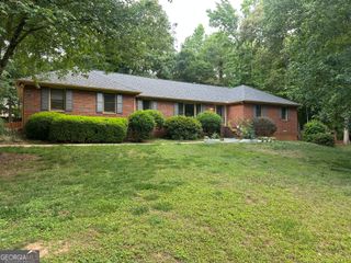 126 Buckeye Branch, Athens, GA 30605