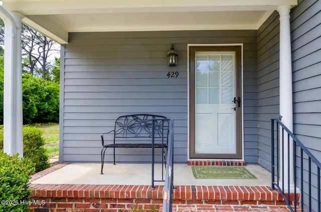 429 Tanbridge Road, Wilmington, NC 28405