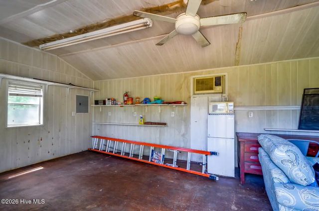 429 Tanbridge Road, Wilmington, NC 28405