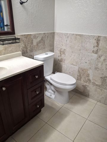 3238 Coral Lake Lane, Coral Springs, FL 33065