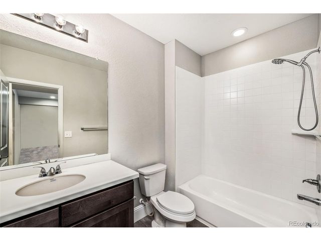 204 Horizon Ave, Erie, CO 80516