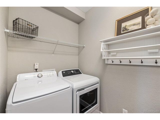 204 Horizon Ave, Erie, CO 80516