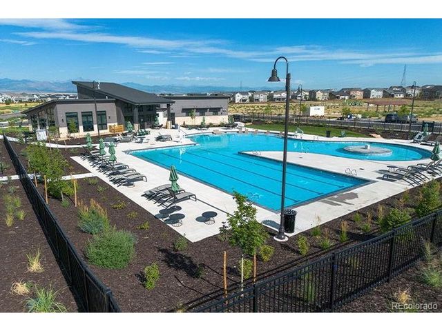 204 Horizon Ave, Erie, CO 80516