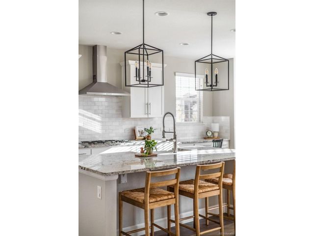 204 Horizon Ave, Erie, CO 80516