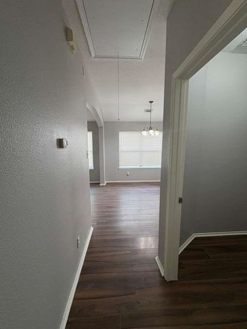 7714 Sunburst Trail Drive, Cypress, TX 77433