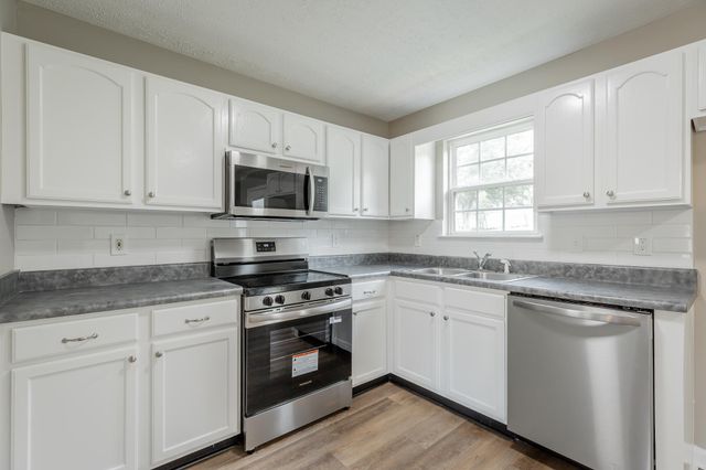 380 Lookout Circle, Trenton, GA 30752