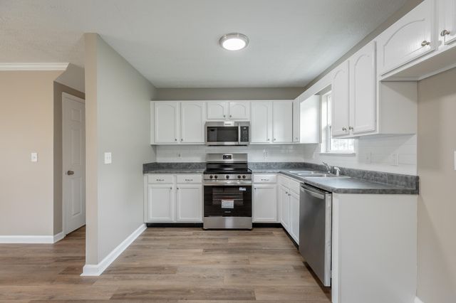 380 Lookout Circle, Trenton, GA 30752