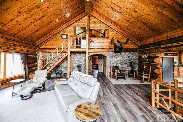 59 Savage Ranch Road, Salmon, ID 83467