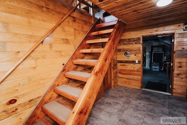 59 Savage Ranch Road, Salmon, ID 83467