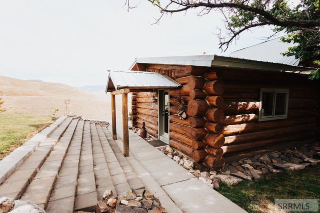59 Savage Ranch Road, Salmon, ID 83467
