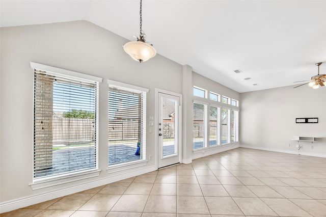 13603 Summer Cloud Lane, Pearland, TX 77584