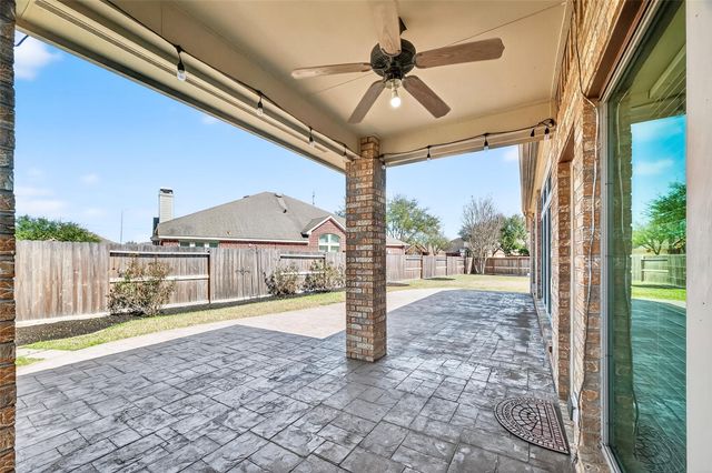 13603 Summer Cloud Lane, Pearland, TX 77584