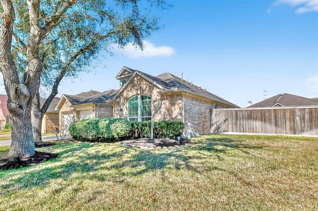 13603 Summer Cloud Lane, Pearland, TX 77584
