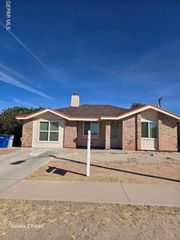 1642 Dick Mayers Drive, El Paso, TX 79936