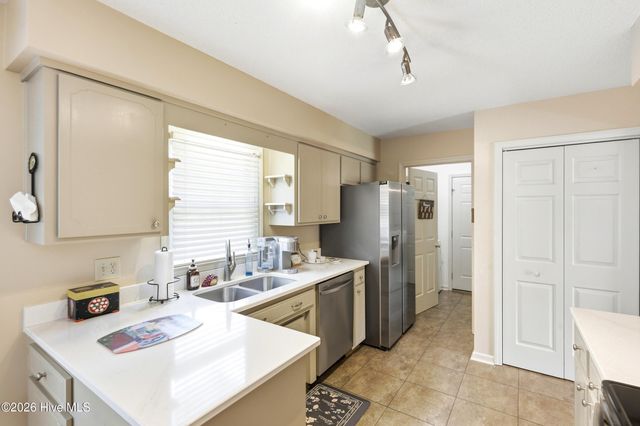 500 Sweetbay Court, Wilmington, NC 28405