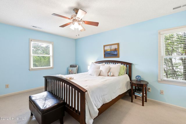 500 Sweetbay Court, Wilmington, NC 28405