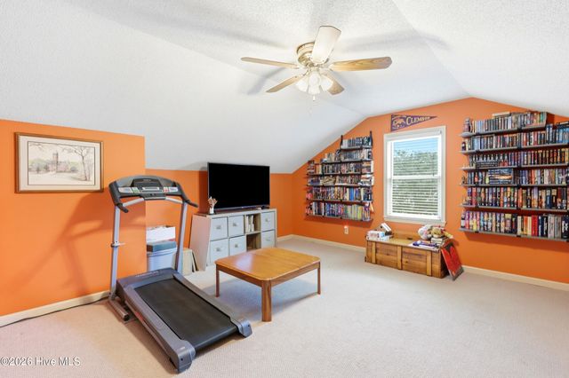 500 Sweetbay Court, Wilmington, NC 28405